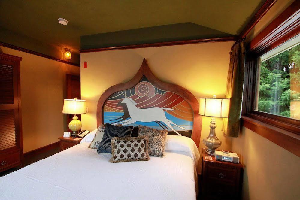 Hotel Mcmenamins Kennedy School Portland Exterior foto